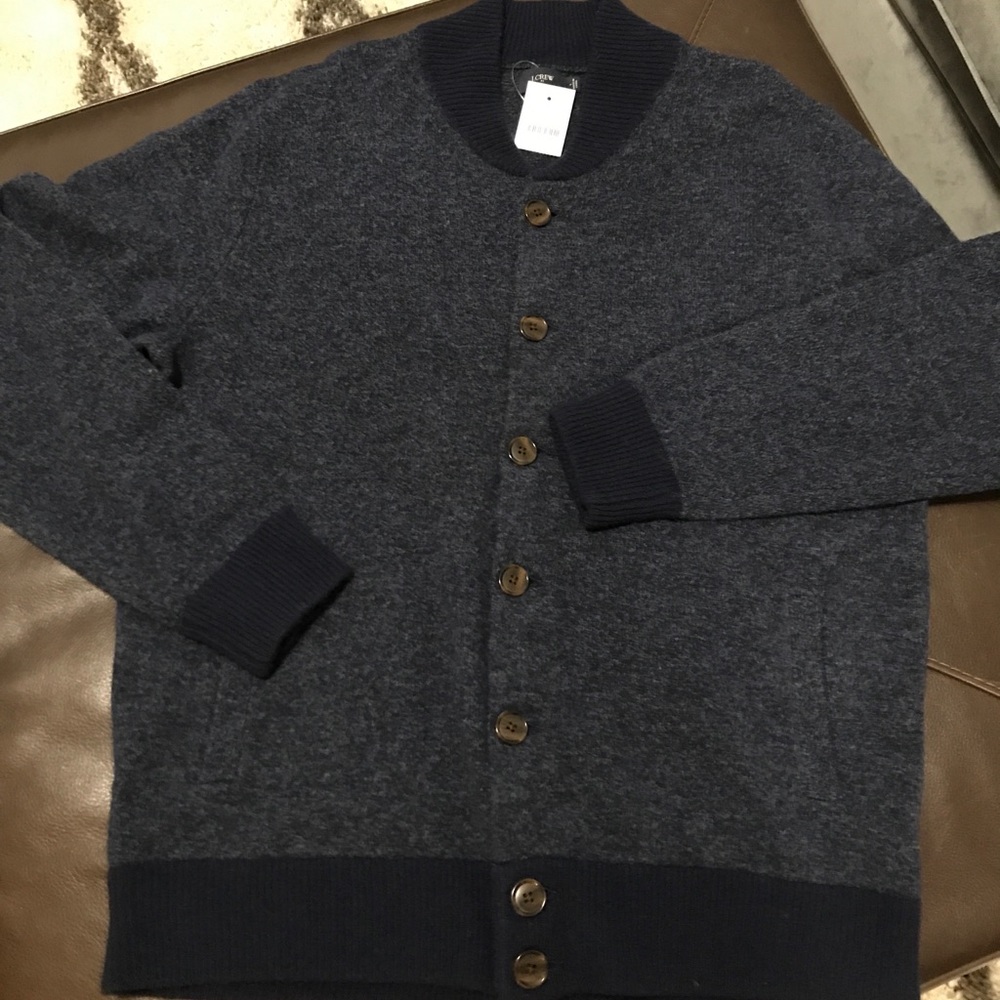 Men’s sweater